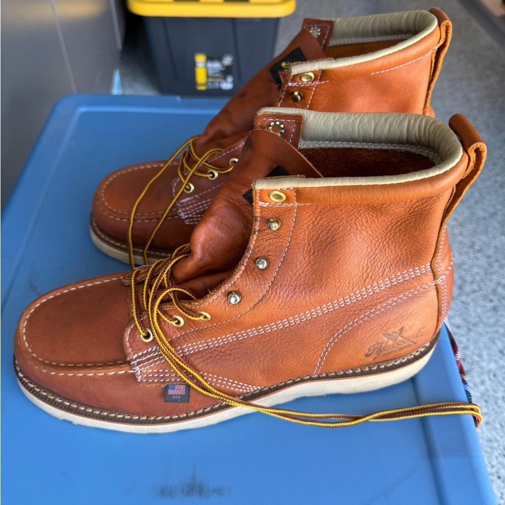 Thorogood Men's Brown Leather Work Boot